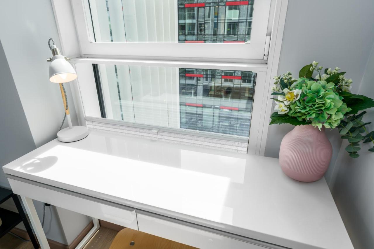 Apartments Poznan Towarowa By Noclegi Renters Екстериор снимка