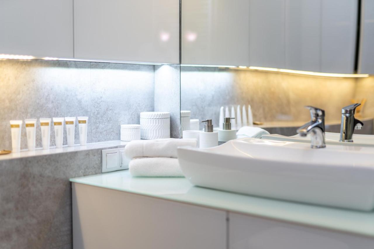 Apartments Poznan Towarowa By Noclegi Renters Екстериор снимка