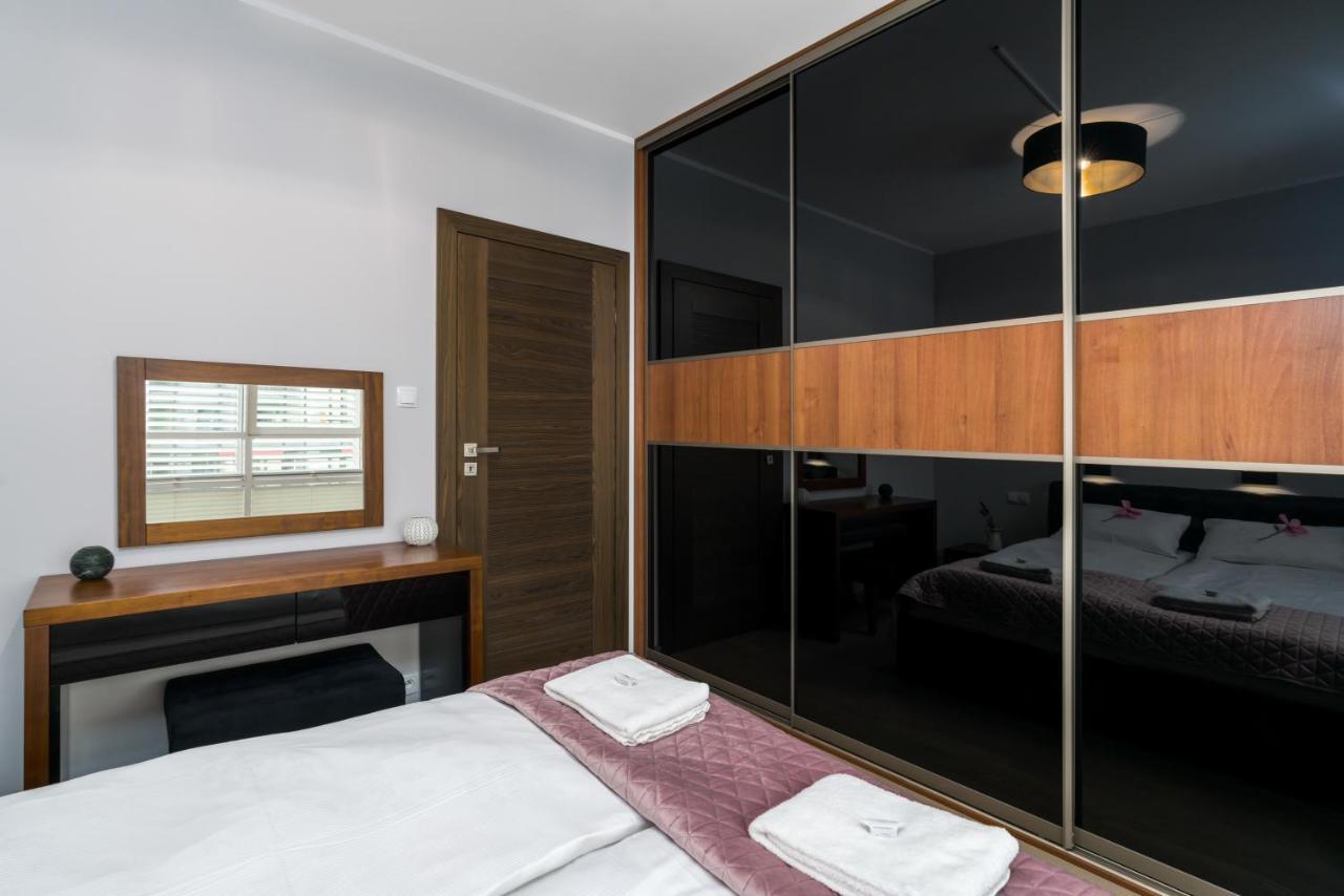 Apartments Poznan Towarowa By Noclegi Renters Екстериор снимка