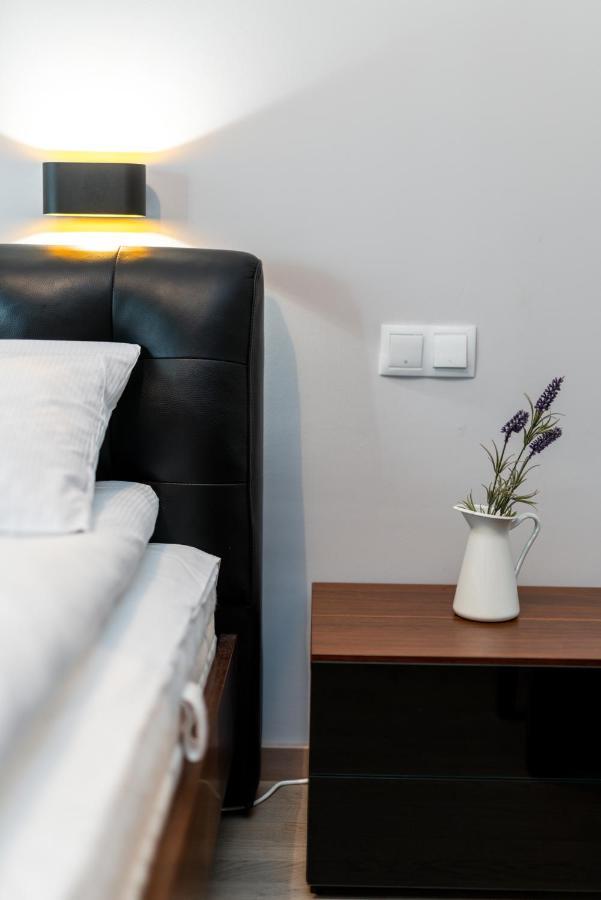 Apartments Poznan Towarowa By Noclegi Renters Екстериор снимка
