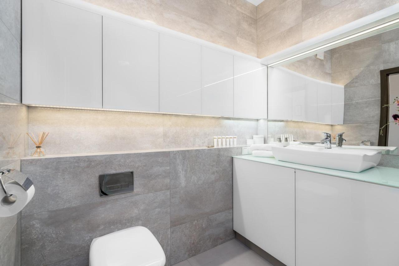Apartments Poznan Towarowa By Noclegi Renters Екстериор снимка
